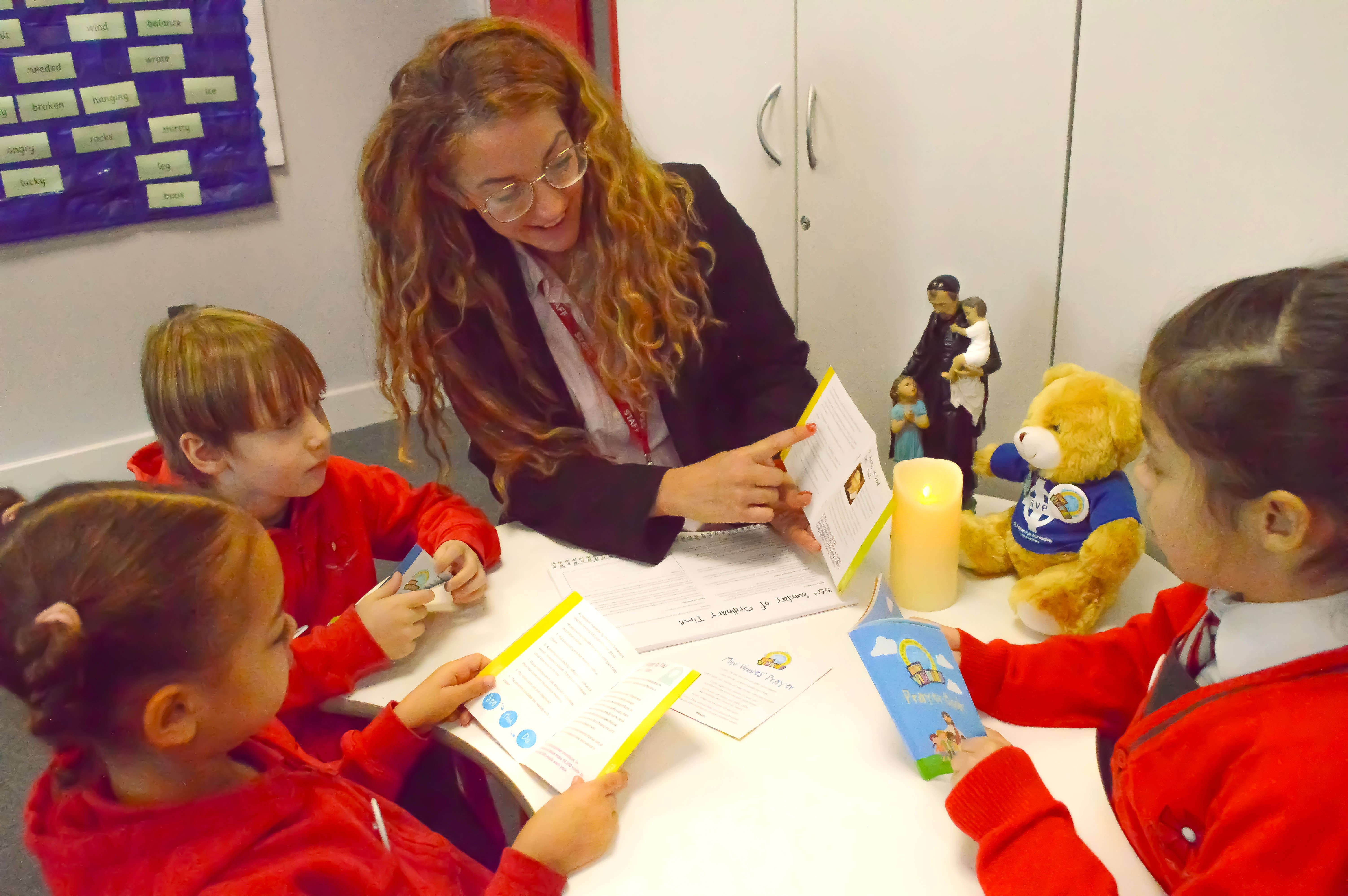 This is an image of some Mini Vinnies having a meeting with their Vincentian Coordinator